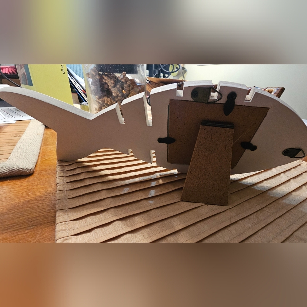 Fish-Shaped Photo Frame - Picture 3 of 3